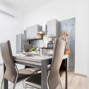 Mr Brown - Monteverde House Apartamento Roma
